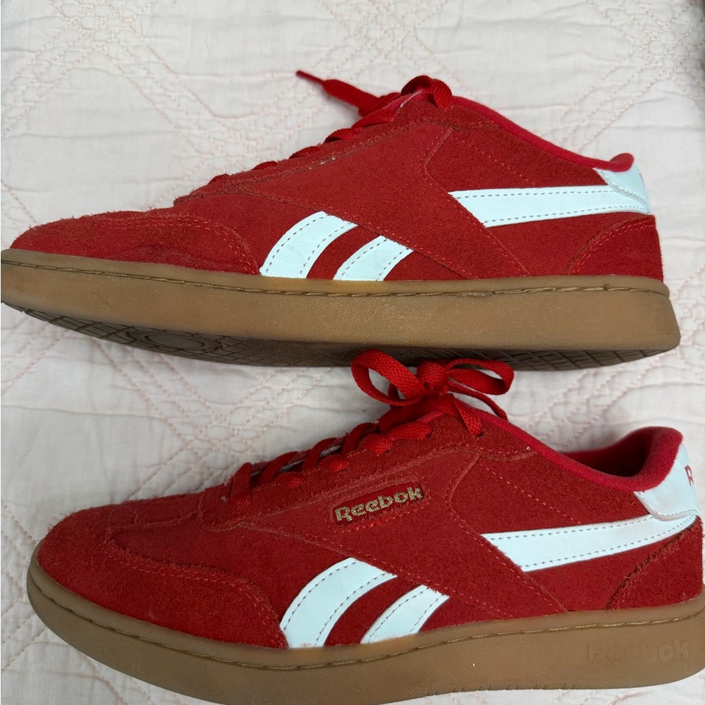 Reebok Women’s Red Forte Lounger Sneakers 7.5 - Picture 3 of 5